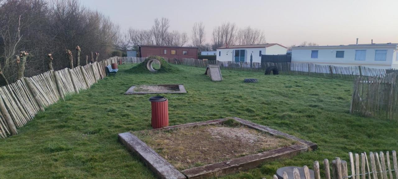 Przytulny Domek Holenderski Z Podgrzewanym Odkrytym Basenem Do Dyspozycji Gosci De Haan Exterior foto